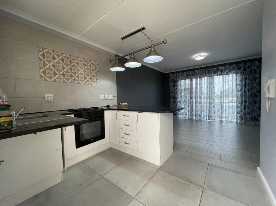 To Let 2 Bedroom Property for Rent in Grassy Park Western Cape